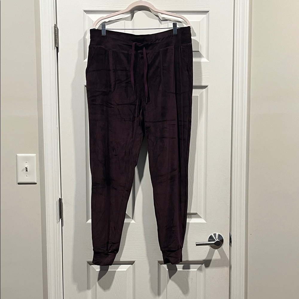 32 Degrees Plum Velvet Like Loungewear Joggers Very Plush And Cozy SZ L